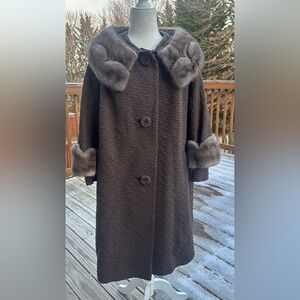 Vintage 50s/60s Len Artel Swing Coat real Fur Collar